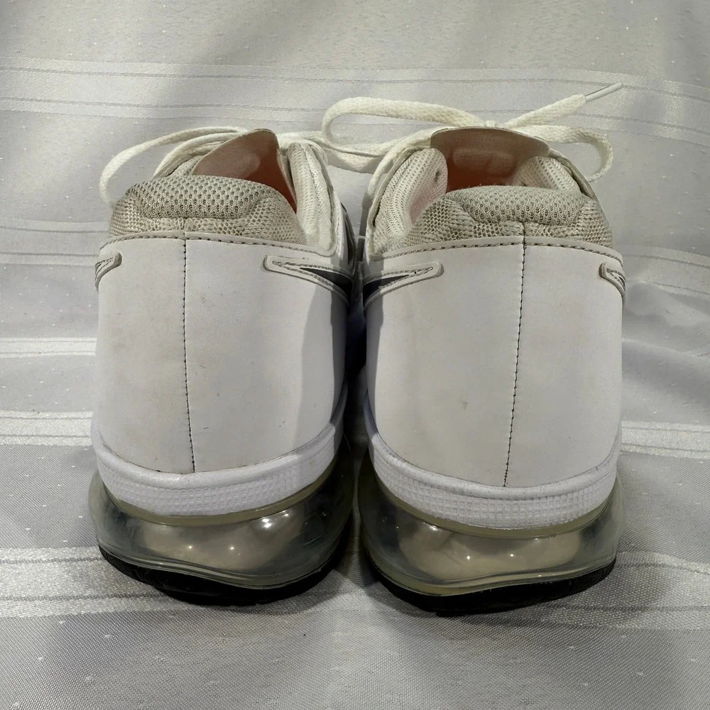 Nike Air Max Typha White Wolf Grey Training Shoes 918460-101 Womens 8.5‎
